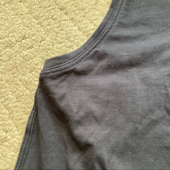 LULULEMON black pleated Love tank top 4 - Picture 4 of 11